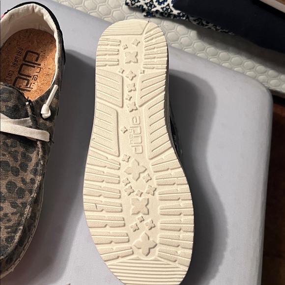 Hey Dudes Leopard Print Casual Shoes, new no tags - Picture 3 of 4